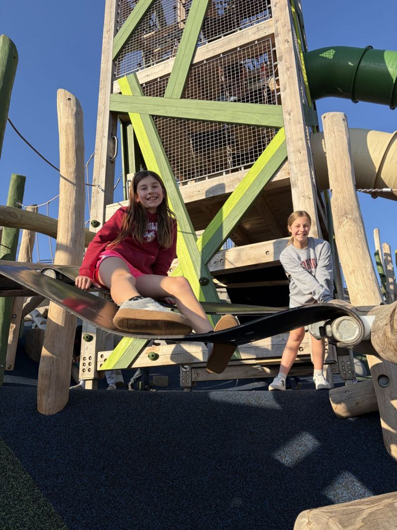 Charlotte and Lillian at Finlay Park
